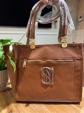 Steve Madden Brown Leather Tote with Gold Hardware Leopard Interior